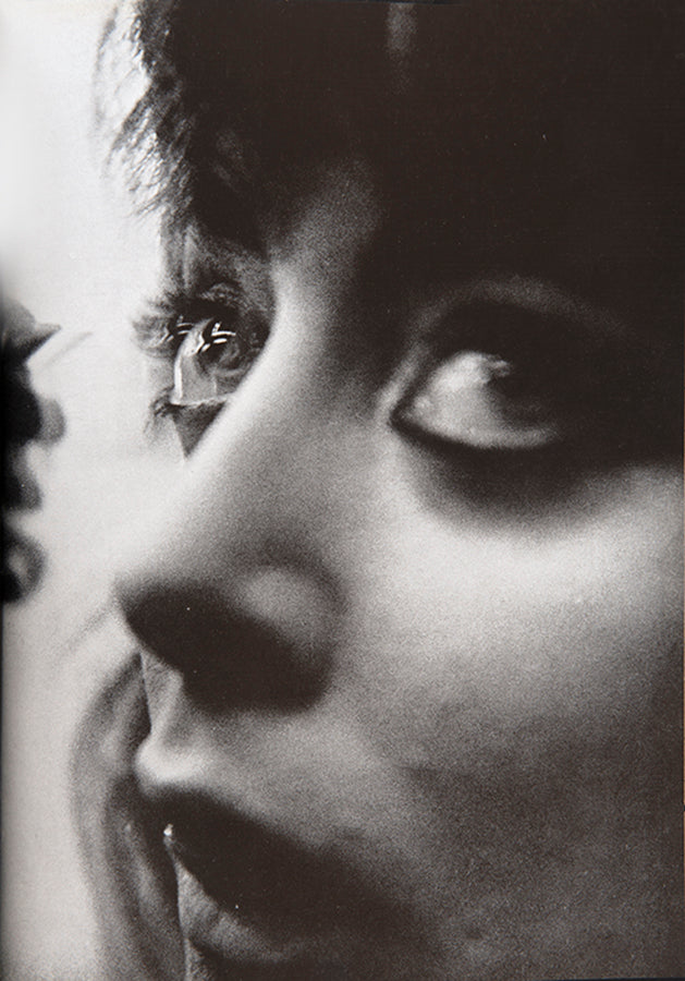 Ed van der Elsken took these photographs while living in Paris between 1950-1954. Love on the Left Bank orihinated from a suggestion by Edward Steichen, who suggested van der Elsken sequence the images into a fictional narrative