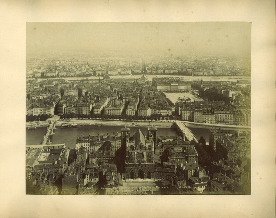 Vue Générale prise de l'Eglise de Fourviere.
