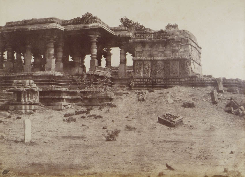 Halebid, The Great Temple, Southern pavilion, containing the Great Bull.