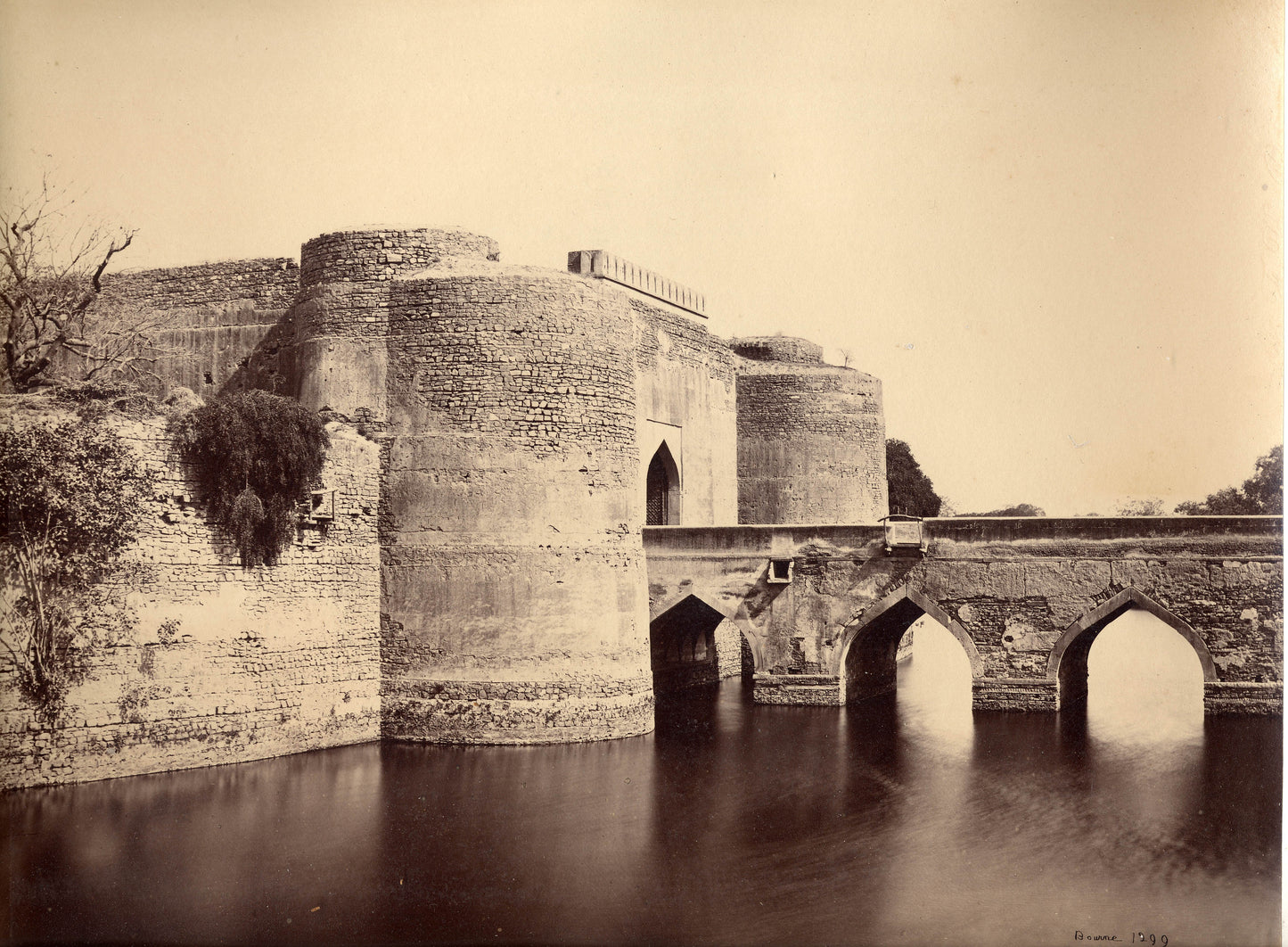 The principal gate to the fort, Bharatpur (Bhurtpore), Rajasthan.