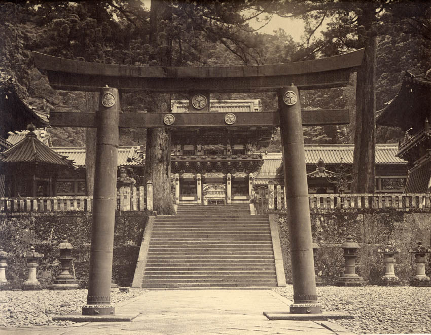 Gateway, Tosho-gu Shrine, Nikko.