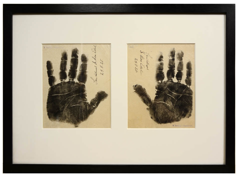 PERURA, C. Shanghai and the Bund. 1930