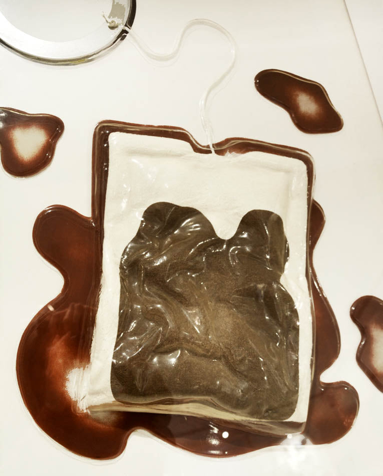 Claes Oldenburg, Tea Bag, from the portfolio 4 on Plexiglas, 1966, screenprint, vinyl, felt, plexiglas, cord, signed, from the edition of 125