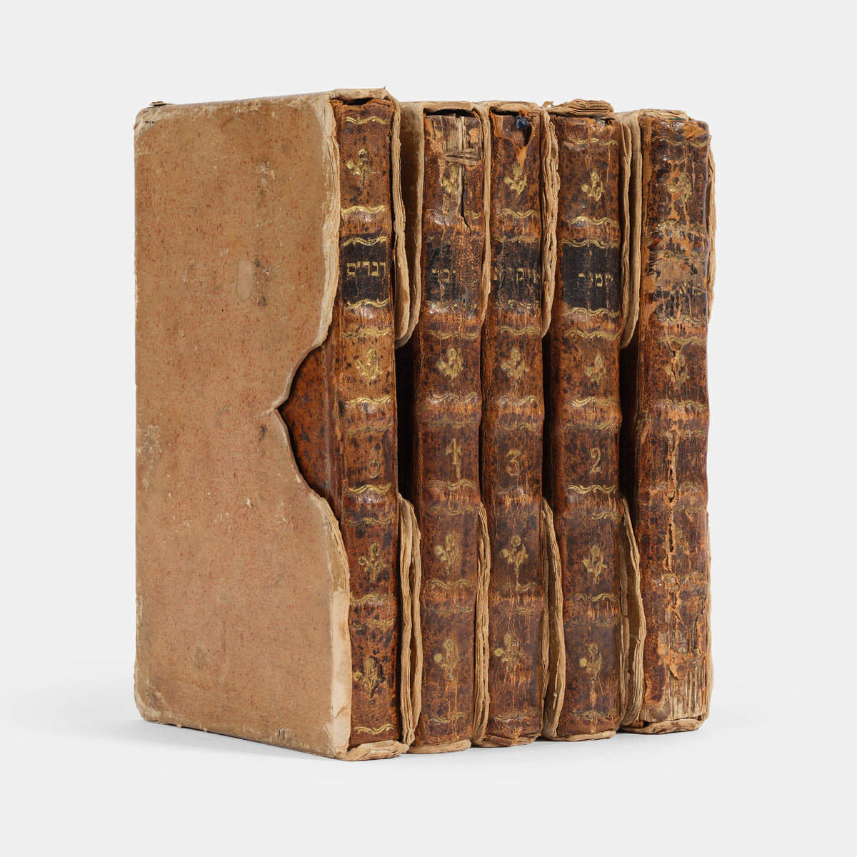 18th century Pentateuch, vocalised, with commentary by Rashi, published by the Proops family printers.