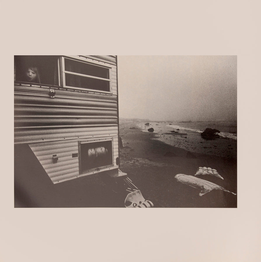 Narahara Ikko made Where Time Has Vanished in the United States between 1970 and 1974.