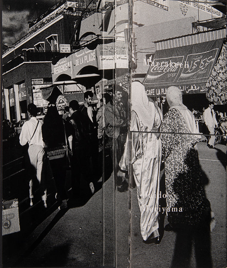 In 1989, Moriyama Daido spent some time in a rented apartment in Paris when a Tokyo gallery owner suggested he travel to Morocco. Marrakech comprises two books bound one above the other; this allows the viewer to assemble different combinations of images as the pages are turned.