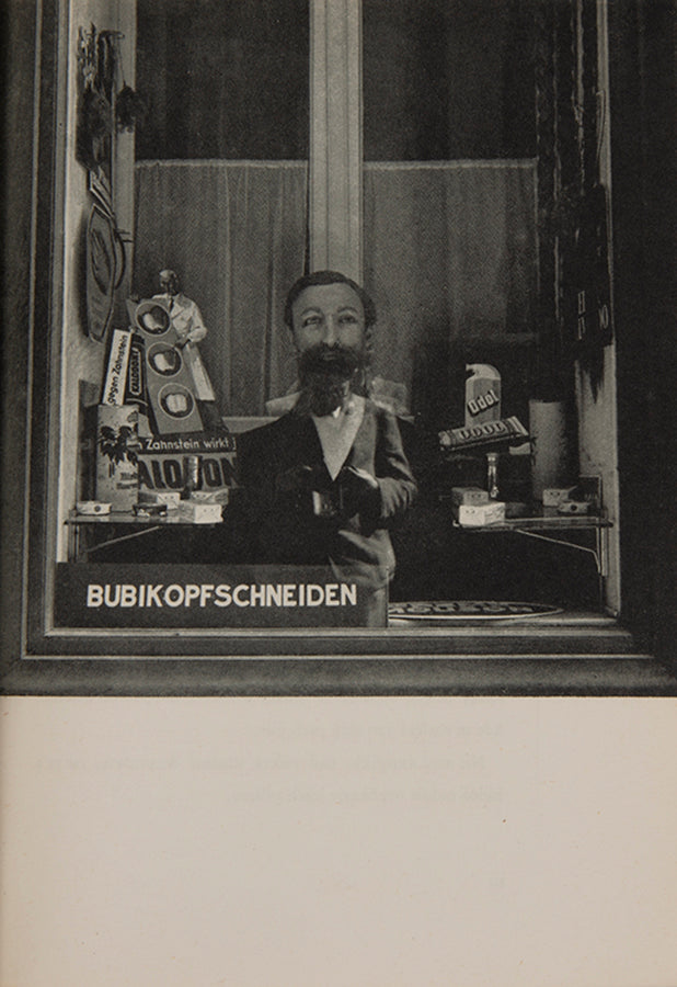First edition thus of this meditation on resistance, after the scarce original clandestine version with gelatin silver photographs produced by the artists in a small number of copies during the Nazi occupation of Czechoslovakia. 