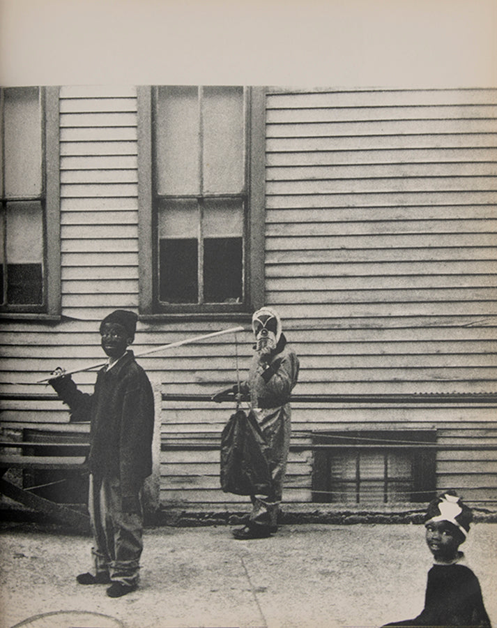 Ishimoto Yasuhiro studied at the Chicago Institute of Design under Harry Callahan and Aaron Siskind, Someday Somewhere clearly shows the influence of his time there.