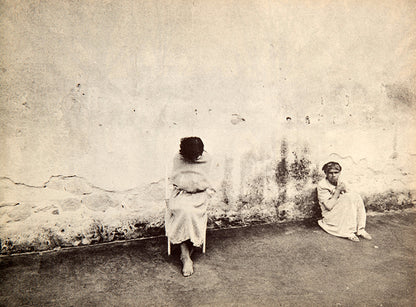 Morire di Classe is a collaboration between photographers Carla Cerati and Gianni Berengo Gardin, Franco Basaglia, a radical and charismatic psychiatrist and neurologist and Basaglia's wife, Franca. It exposes the conditions of Italian psychiatric institutions.