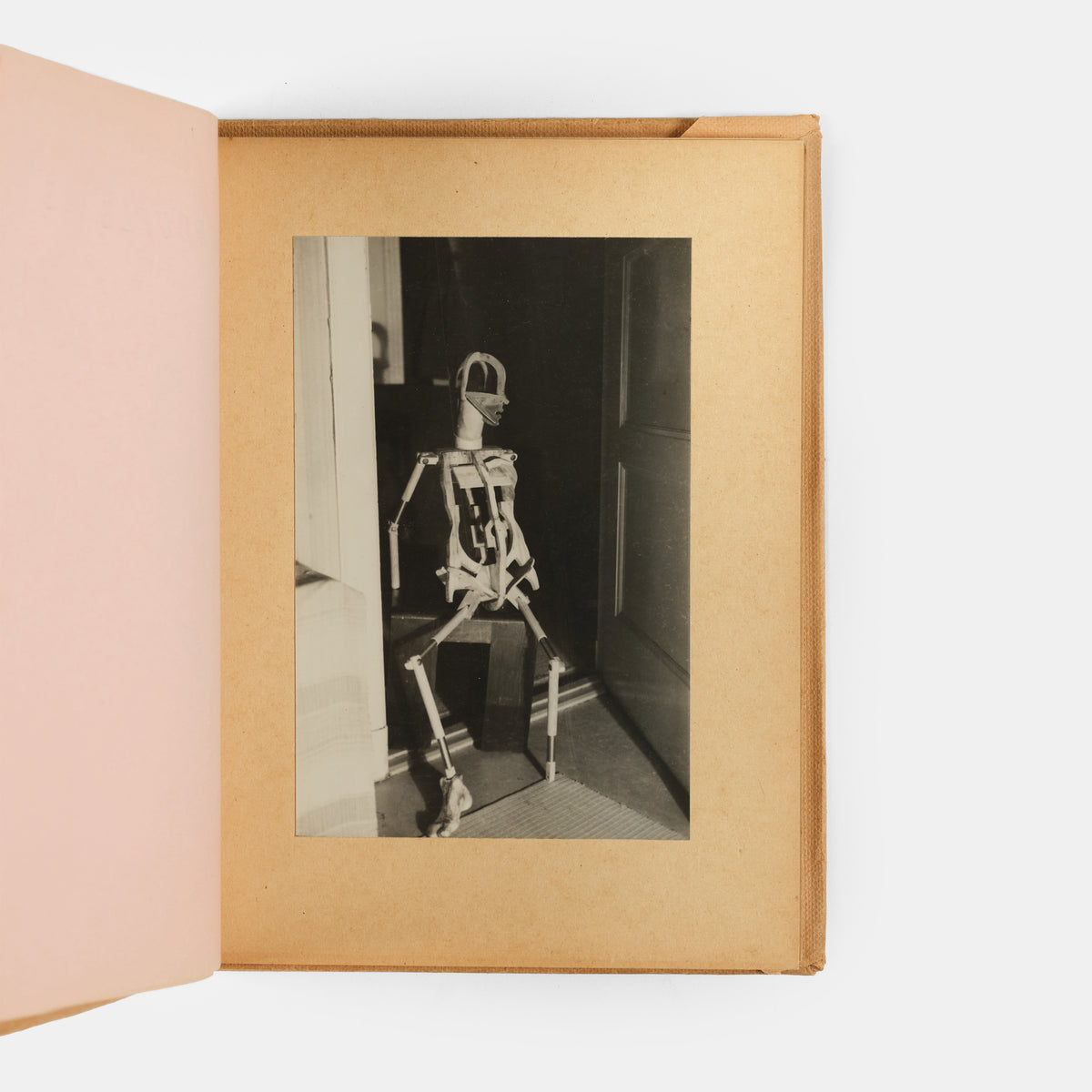 La Poupee evolved out of a series of events in Hans Bellmer's personal life: his cousin, Ursula Naguschewski moving from Kassel to Berlin in 1932, his attendance of a performance of Jacques Offenbach'sTales of Hoffmann, and his mother shipping him his old toys. 