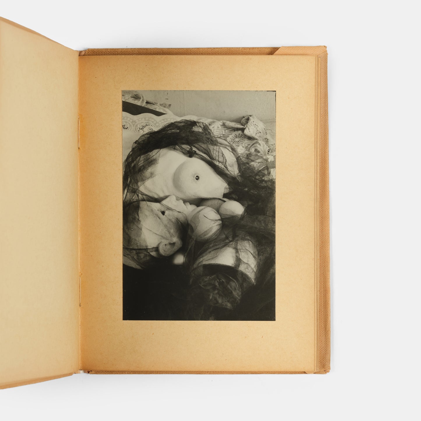 La Poupee evolved out of a series of events in Hans Bellmer's personal life: his cousin, Ursula Naguschewski moving from Kassel to Berlin in 1932, his attendance of a performance of Jacques Offenbach'sTales of Hoffmann, and his mother shipping him his old toys. 
