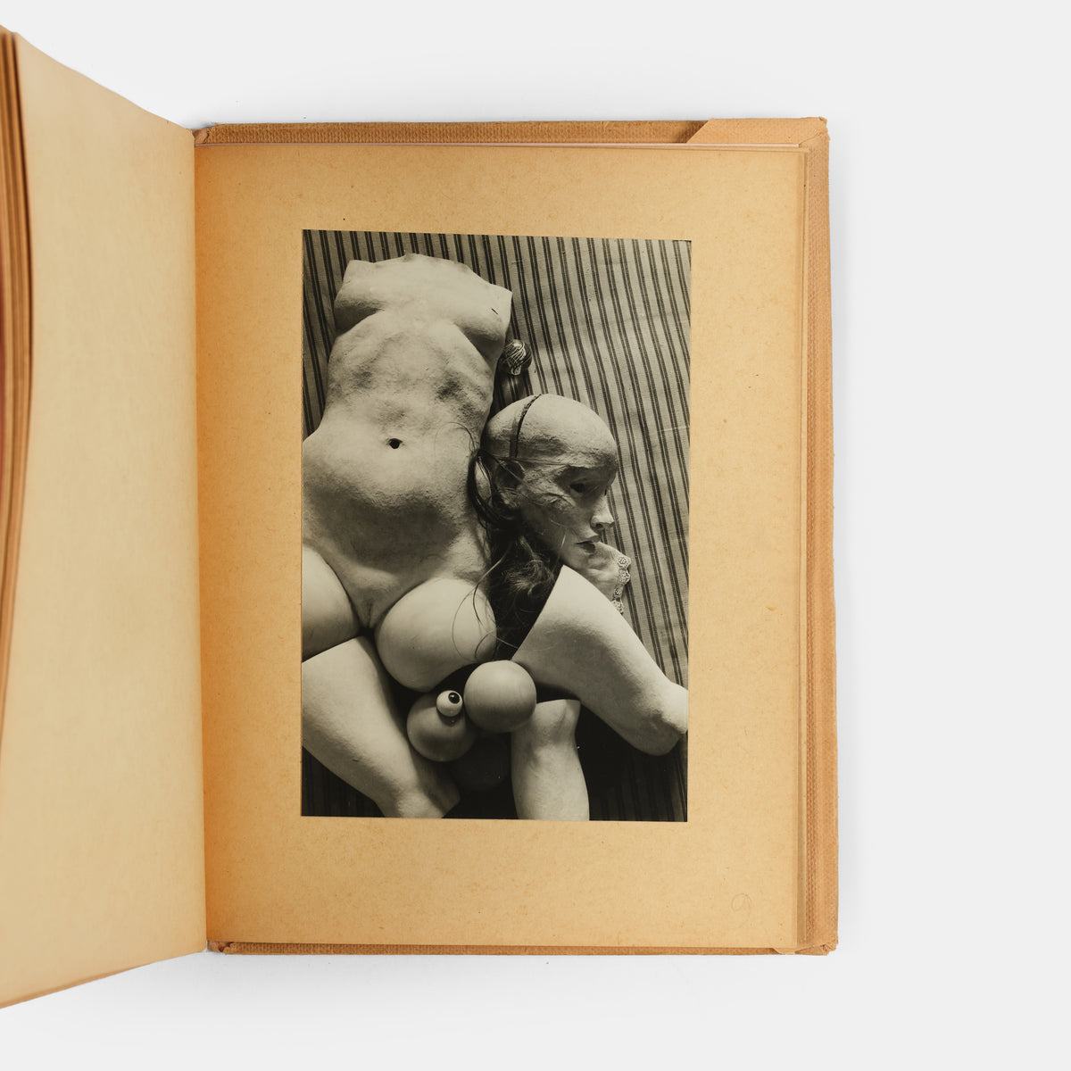 La Poupee evolved out of a series of events in Hans Bellmer's personal life: his cousin, Ursula Naguschewski moving from Kassel to Berlin in 1932, his attendance of a performance of Jacques Offenbach'sTales of Hoffmann, and his mother shipping him his old toys. 