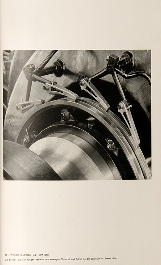 Eisen und Stahl is an important work in the history of modern photography. It exemplifies Renger-Patzsch's New Objectivity approach and attempts to redefine how industry and technology could be photographed.
