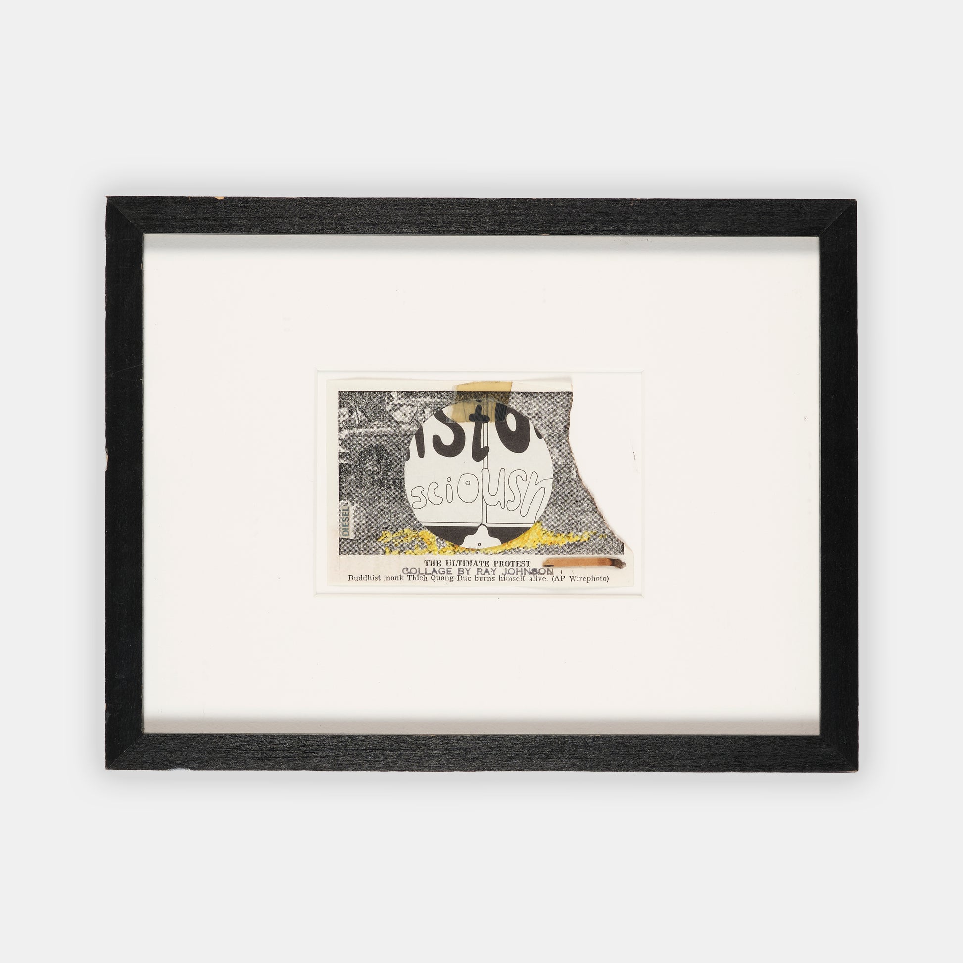 Ray Johnson collaborated with a range of artists on the fringes of the avant-garde. He was at the centre of a far-reaching mail art network – The New York Correspondence School, which he founded in the early 1960s.