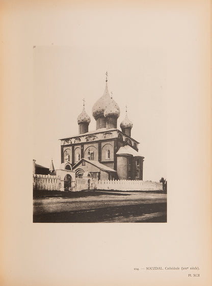 L'architecture religieuse Russe, 1st edition, by famous art historian Loukomski, bound in green cloth, with 144 black and white plates.