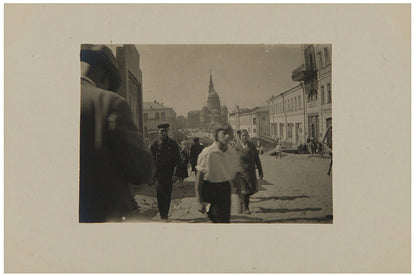 A significant collection of photographs taken by an American engineer in the early 1930s.