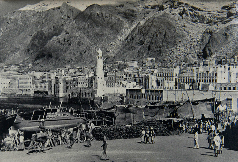 In Sons of Sinbad, Villiers provides a well illustrated account of his voyage from Aden to Mombasa, via Saudi Arabia, thence to Kuwait via Oman and Bahrain. 