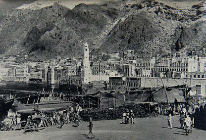 In Sons of Sinbad, Villiers provides a well illustrated account of his voyage from Aden to Mombasa, via Saudi Arabia, thence to Kuwait via Oman and Bahrain. 