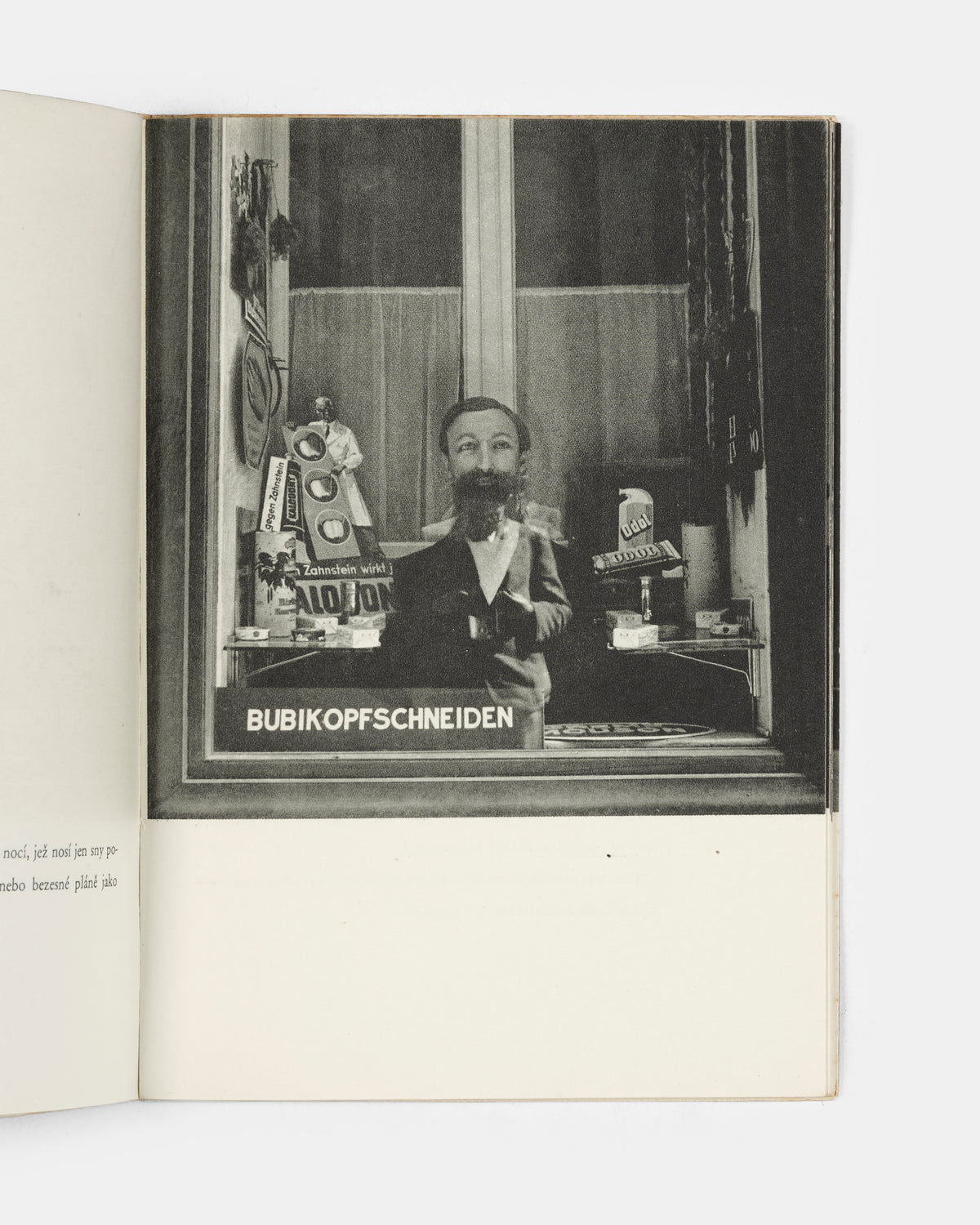 First edition thus of this meditation on resistance, after the scarce original clandestine version with gelatin silver photographs produced by the artists in a small number of copies during the Nazi occupation of Czechoslovakia. 