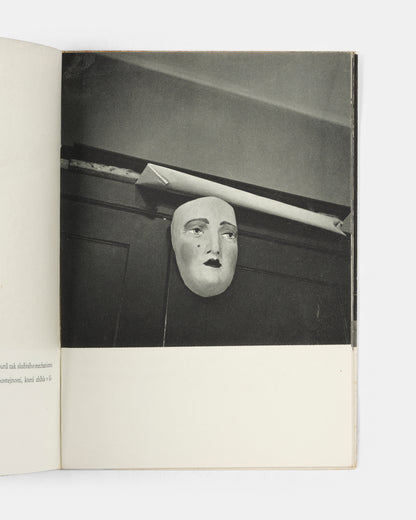 First edition thus of this meditation on resistance, after the scarce original clandestine version with gelatin silver photographs produced by the artists in a small number of copies during the Nazi occupation of Czechoslovakia. 