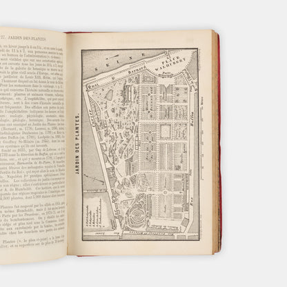 Maps include Versailles and Fontainebleau.