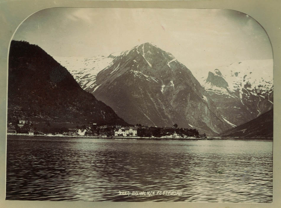 Balholmen Essefjord.