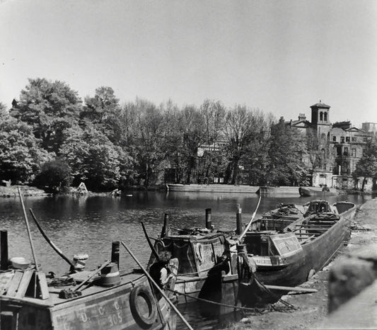 Paddington Broadwater, London.