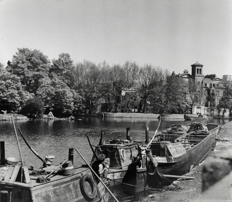 Paddington Broadwater, London.