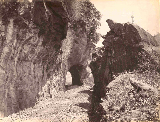 [Colombo to Kandy Railway].