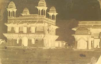 [Part of Akbar's palace, Fahtephur Sikri].