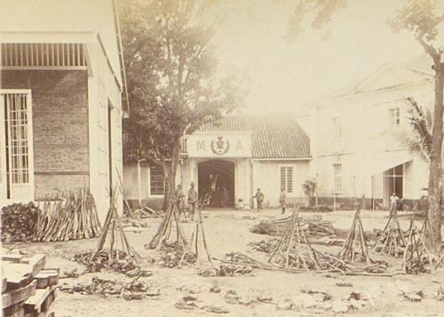 [Army Camp, Manila].