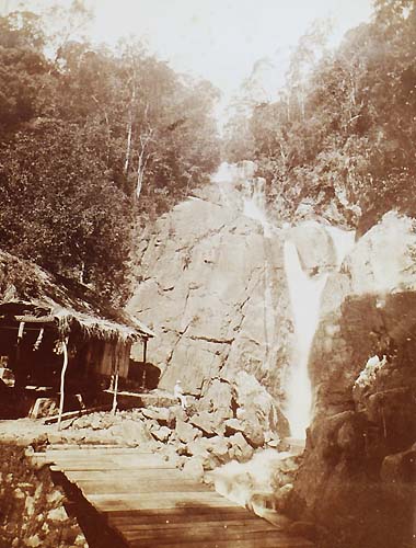 [Waterfall, Ceylon].