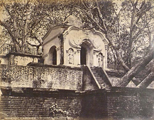 [Buddhist temple, Ceylon].