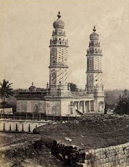 [Minarets].
