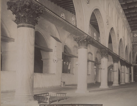 Mosquée El-Aksa. - El Aksa mosque, interior.