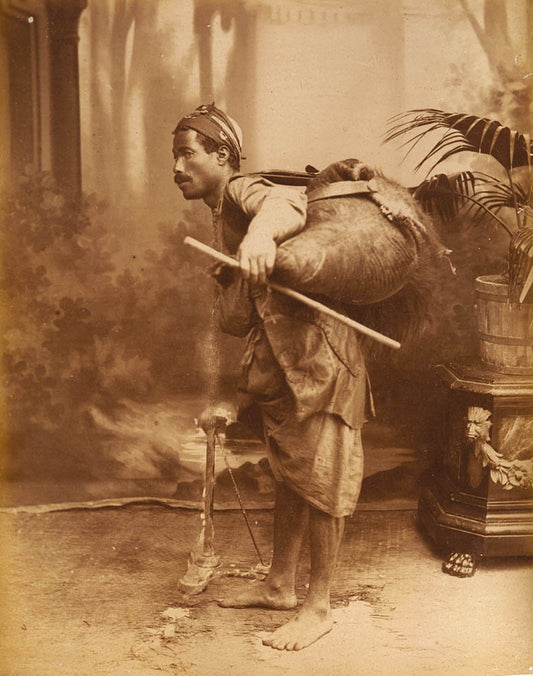 [Water carrier].
