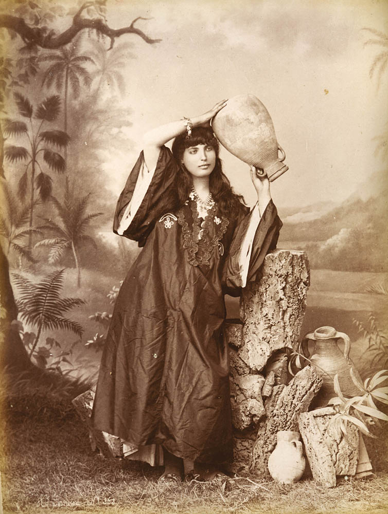 [Water carrier].