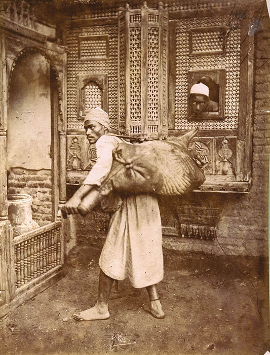 [Water carrier].