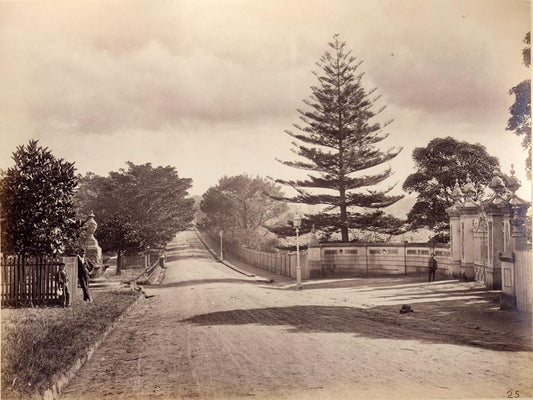 [Entrance to Botanic Gardens, Sydney].