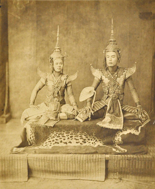 Lakon Dancers.