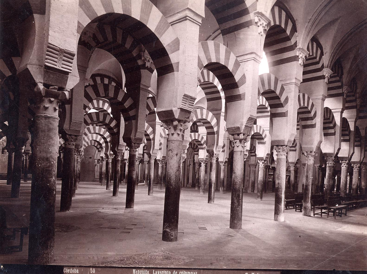 [The labyrinth of columns, Mosque of Corduva]