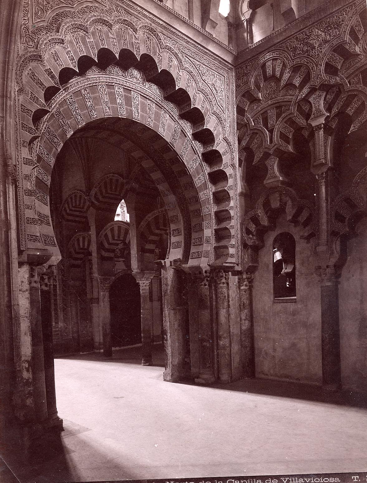 [North angle of the chapel of Villaviciosa in Cordoba].<br />