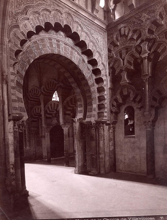 [North angle of the chapel of Villaviciosa in Cordoba].<br />