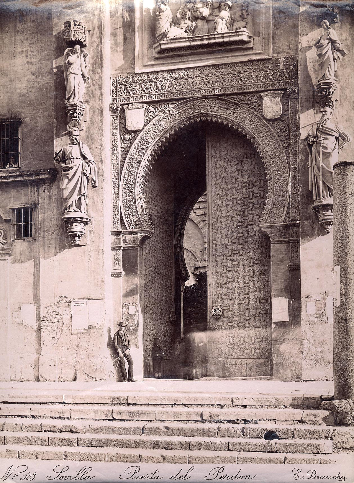[The door of pardon, Church of San Isidoro of Leon, Seville].