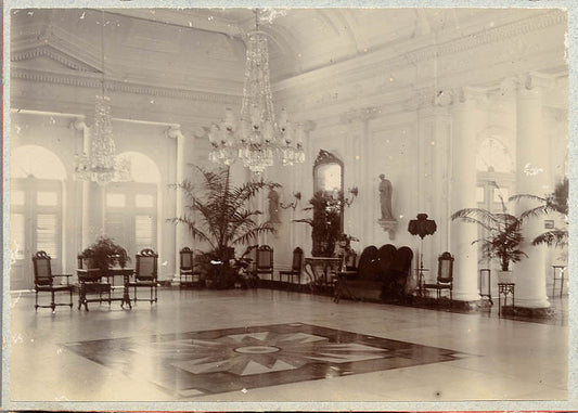 [Bogor palace, interior].