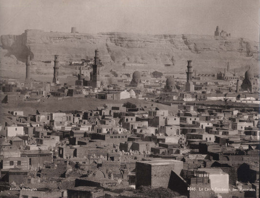 Le Caire, Tombeaux des Mameluks. [Cairo, Tombs of the Mameluks].