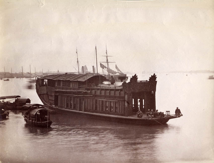 Pleasure boat, Canton.