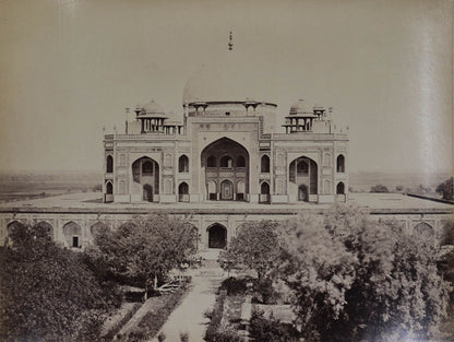 Allahabad, tea plantations in Assam, various images showing architectural details from temples and mausoleums, views on the Ganges, bazaar scenes in Madras
