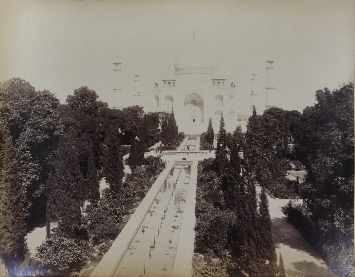 Allahabad, tea plantations in Assam, various images showing architectural details from temples and mausoleums, views on the Ganges, bazaar scenes in Madras