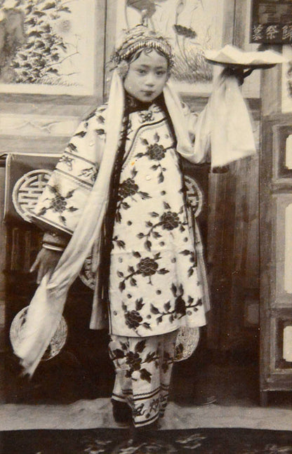 A collection of photographs recording German presence in China and Japan in the years 1908 – 1914. <br />